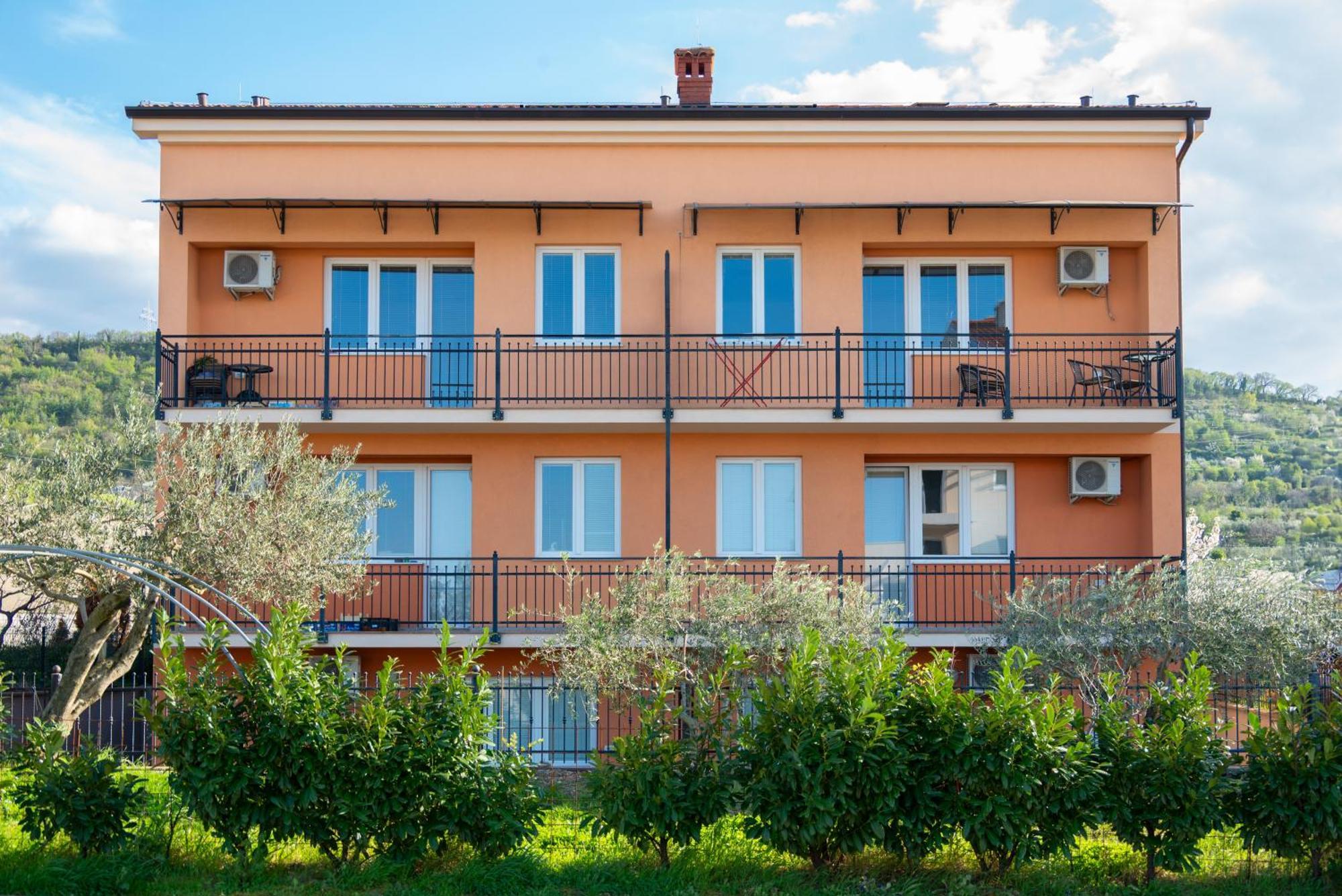 The Orange House Διαμέρισμα Izola Εξωτερικό φωτογραφία